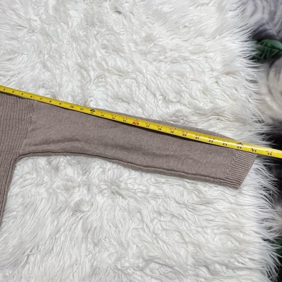 Banana Republic Turtle Neck  Sweater women - Picture 6 of 8